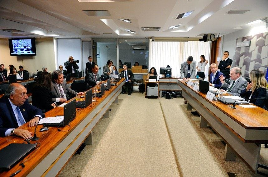 Projeto foi aprovado na reunião da CAE desta terça-feira - Marcos Oliveira/Agência Senado