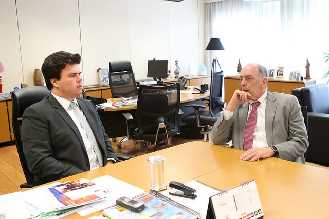 O ministro de Minas e Energia, Fernando Coelho Filho, e o presidente da Petrobras, Pedro Parente, em reunião na sede do MME- Foto: Saulo Cruz/MME