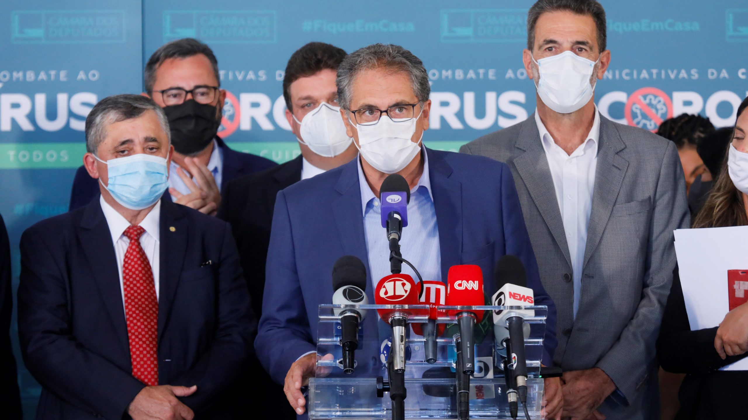 Deputado federal Carlos Zarattini (PT/SP), durante coletiva de imprensa da oposição na Câmara (Cléia Viana)
