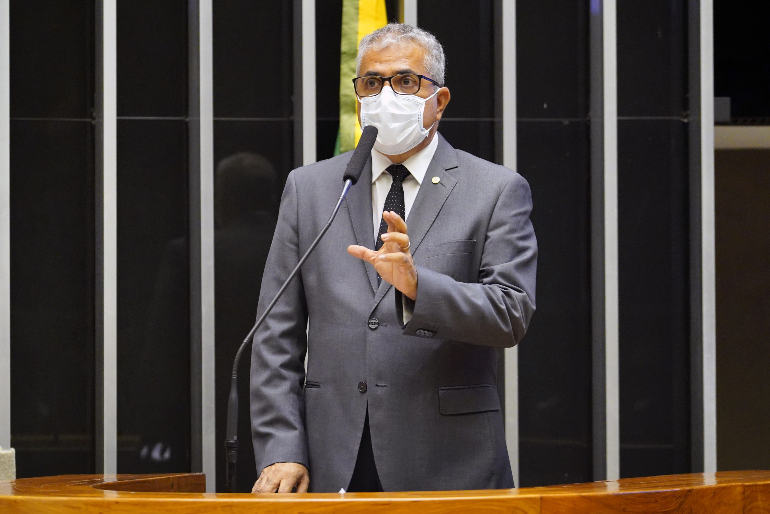 Christino Áureo (PP/RJ) propõe a criação do programa Gas Social (Pablo Valadares/Câmara dos Deputados)